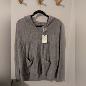 NWT Barefoot Dreams CozyChic Lite Patch Pocket Hooded Heathered Gray Pullover